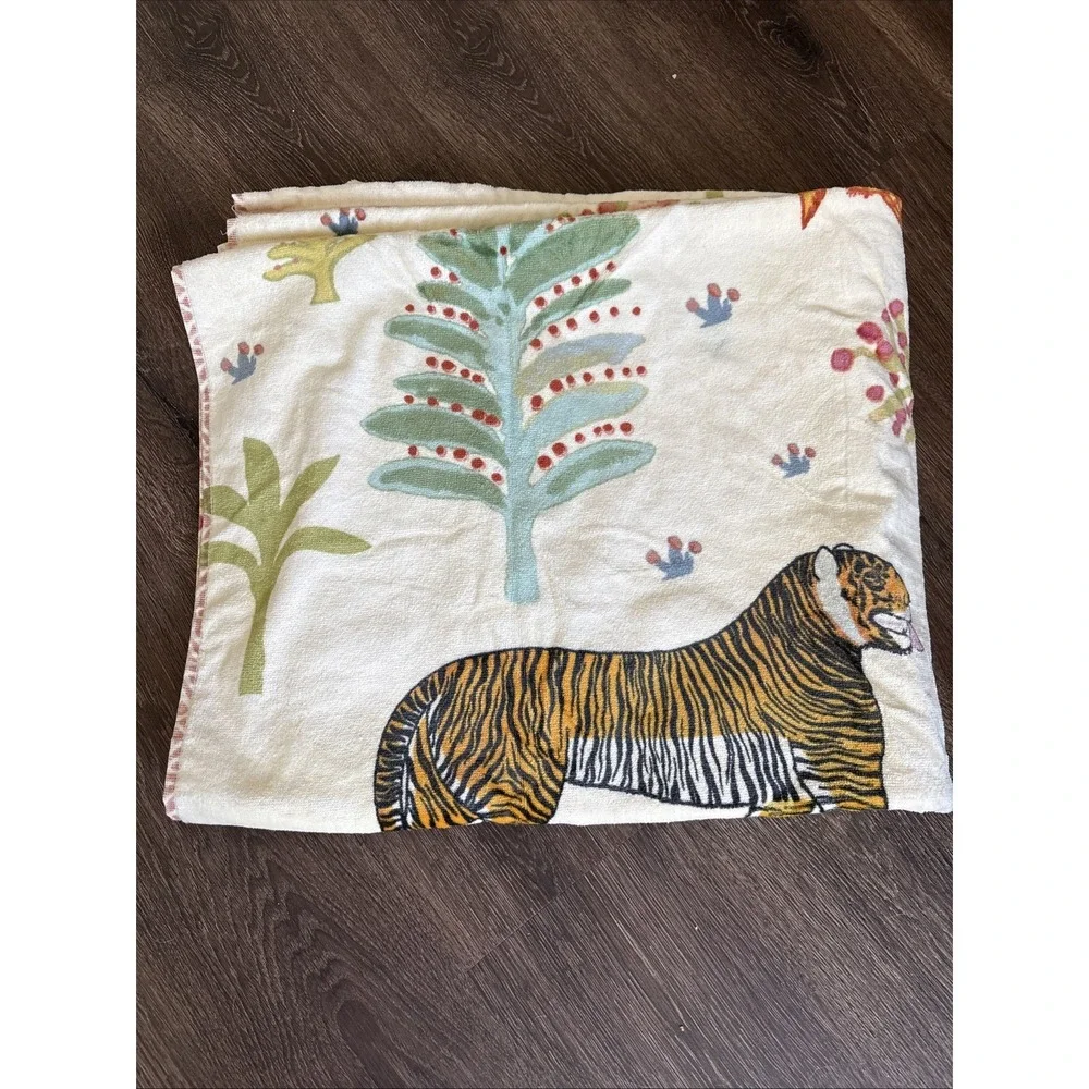 John Robshaw Home Oversized Cotton Animal Print Reversible Bath Beach Towel NEW